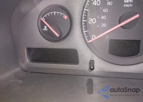 2001 Volvo V70 z USA, uszkodzony, nr VIN YV1SW61R111115686